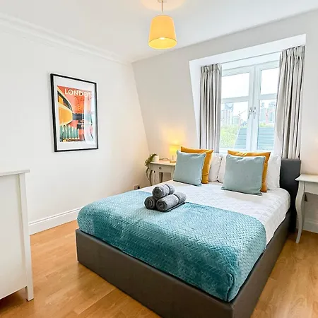 Lux 3 Bedroom Penthouse In Borough Near The Shard, Bermondsey * Londra