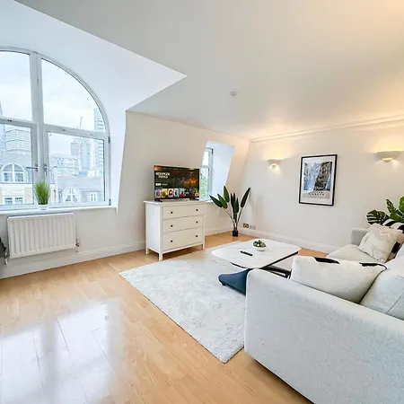 Lux 3 Bedroom Penthouse In Borough Near The Shard, Bermondsey