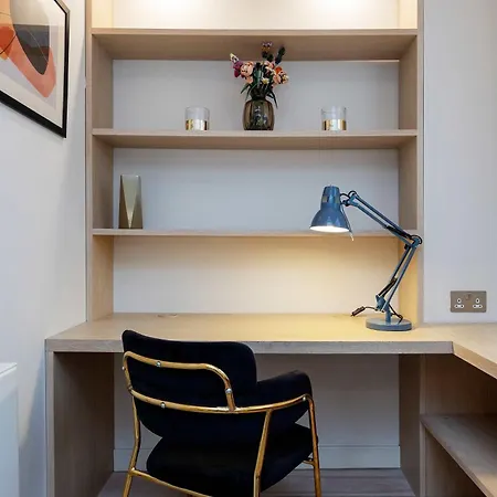 Veeve - Sophisticated Splendour * London
