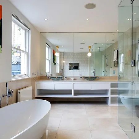 Veeve - Sophisticated Splendour Holiday home