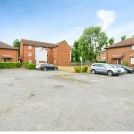 Cozy Escape With Modern Amenities Holiday home *