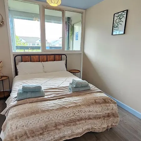 Canal View 2bd Flat - Regents Park!