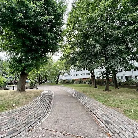 Canal View 2bd Flat - Regents Park! London
