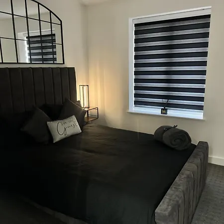 Luxury Flat In *