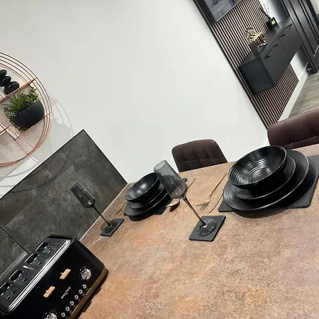 Luxury Flat In Uxbridge