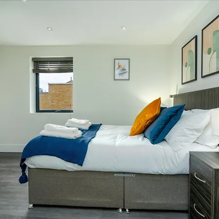 Stylish 1-bed Flat In Whitechapel London