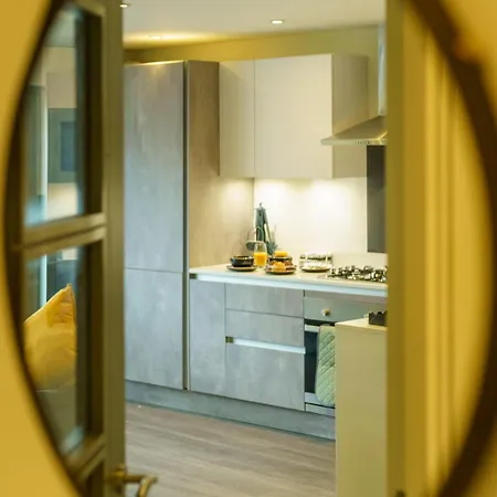 Stylish 1-bed Flat In Whitechapel Apartment *