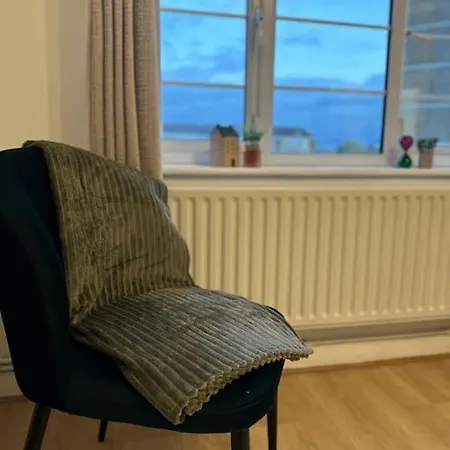 Chic 3 Bedroom Flat Ontower Bridge Apartment