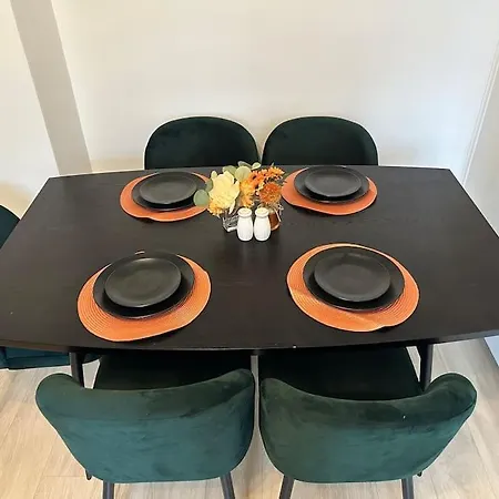 Chic 3 Bedroom Flat Ontower Bridge Apartment *