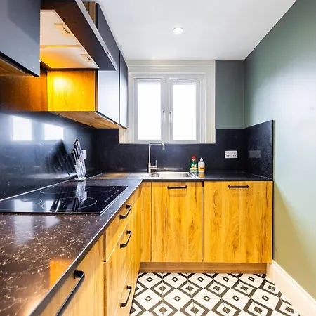 Spacious 2-bedroom In Balham * London