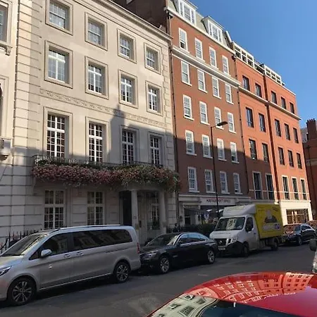 公寓 The Mayfair Gem *