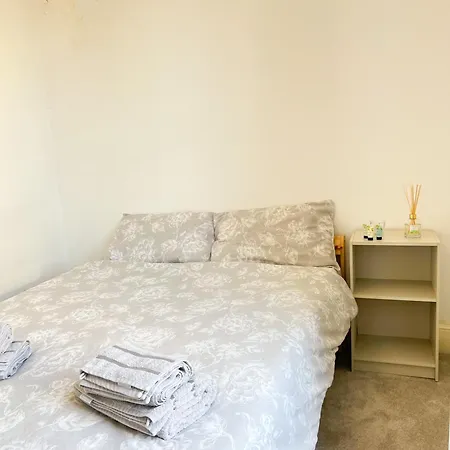 Apartment Welcome 2 Bedrooms Flat In Wimbledon