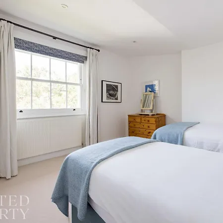 Elegant Primrose Hill Townhouse With Garden * London