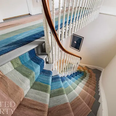 Elegant Primrose Hill Townhouse With Garden London