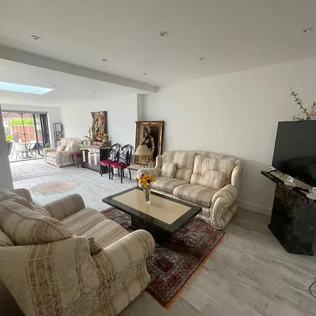 Homestay Luxury Near Wembley