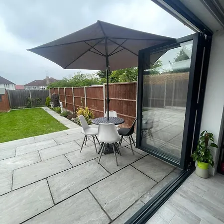 Luxury Near Wembley