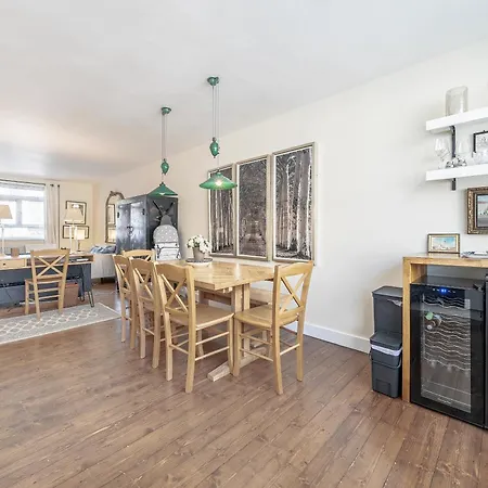 Cosy Flat In Chelsea Apartment London