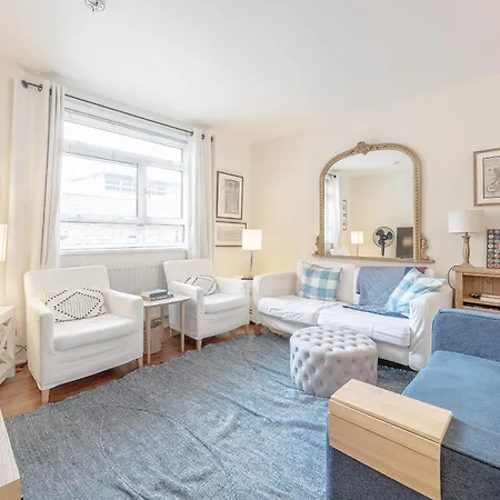 Apartment Cosy Flat In Chelsea London