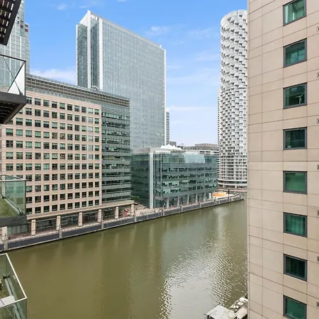 Londwell, Canary Wharf River Thames Balcony Penthouse Apartment *