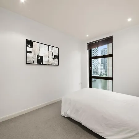Londwell, Canary Wharf River Thames Balcony Penthouse London