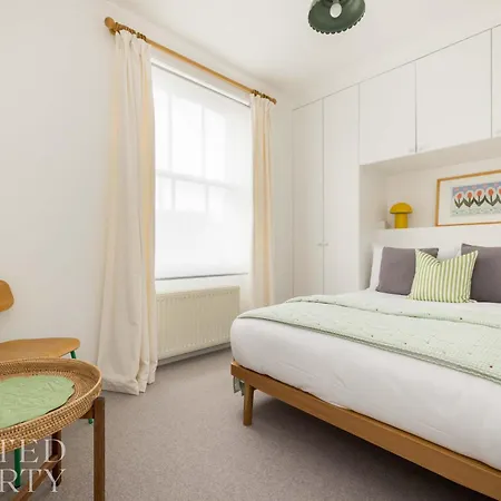 Charming Primrose Hill Rooftop Duplex Apartment *