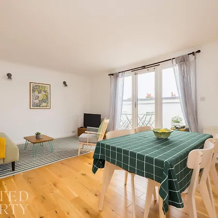 Charming Primrose Hill Rooftop Duplex Apartment London