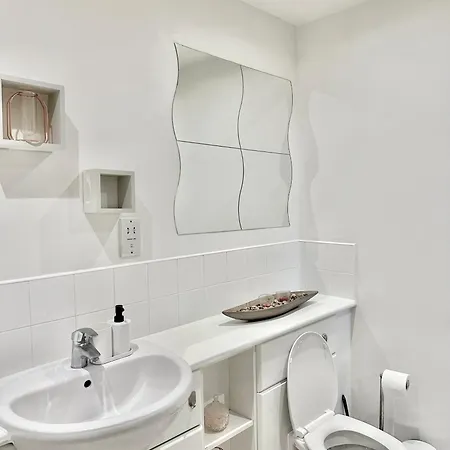 Stunning 2 Bed Flat With Views * 巴尔金