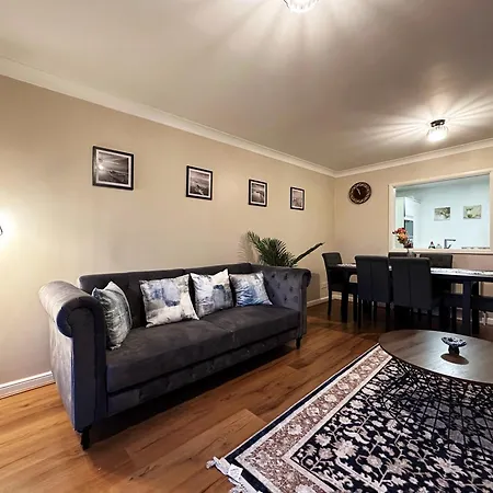 Betty's Place In Tower Hill - 2 Double Beds, Max 4 People, Great Location In * London