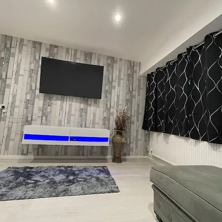 Apartment Cosy In Quiet Location