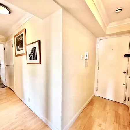 Central Beautiful Two Bedroom