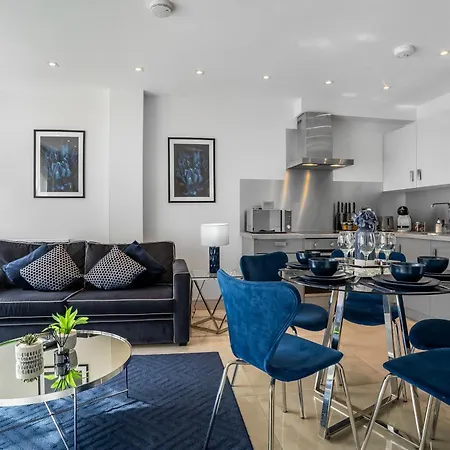 Stylish Near Wembley Stadium *
