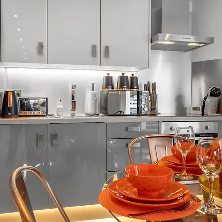Stylish Near Wembley Stadium Apartment London