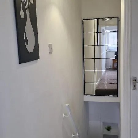 Tlm 3-bed Entire Dagenham