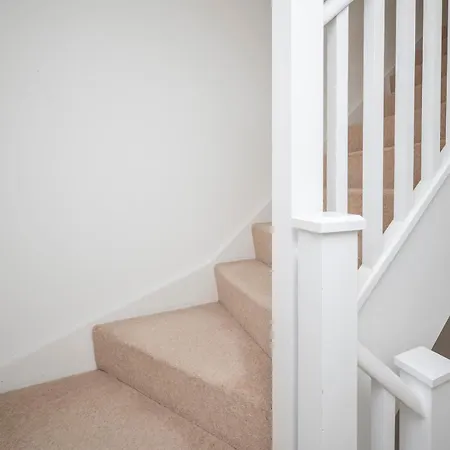 Holiday home Camberwell Central Spacious Townhouse Se5 Pass The Keys