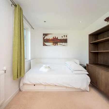 Camberwell Central Spacious Townhouse Se5 Pass The Keys Holiday home