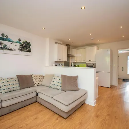 Holiday home Camberwell Central Spacious Townhouse Se5 Pass The Keys
