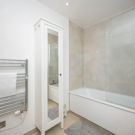 Holiday home Camberwell Central Spacious Townhouse Se5 Pass The Keys *