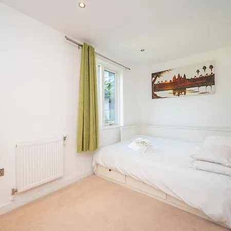 Holiday home Camberwell Central Spacious Townhouse Se5 Pass The Keys London