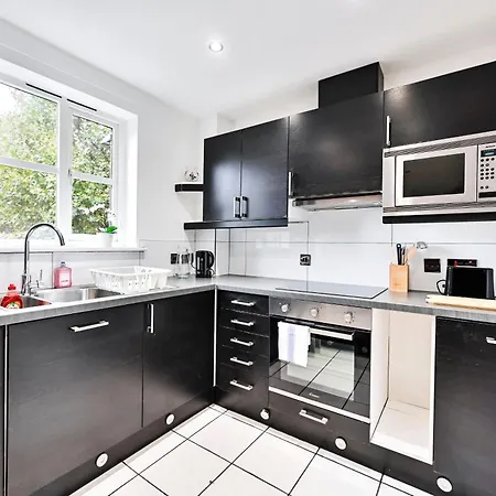 Cozy Corner Near Tower Bridge Apartment London