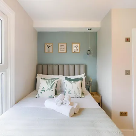 Apartment Serene Getaway With Calming Ambiance