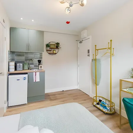 Apartment Serene Getaway With Calming Ambiance *