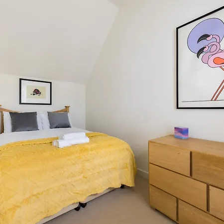 The Sakura Mews By Harrods