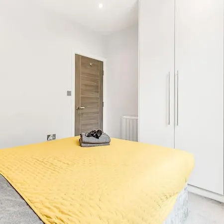 Apartment Wow Abbey Road - Sleeps Up To 8