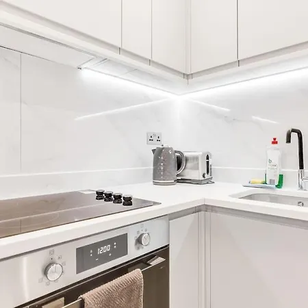 Wow Abbey Road - Sleeps Up To 8 London