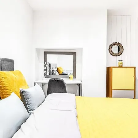 Luxaway Holland Park With Ac - Sleeps 8