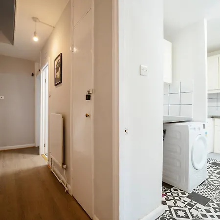Deptford Bridge Double Guest house *