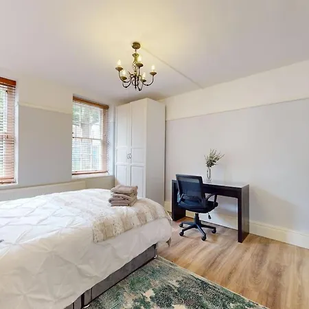 Beautiful 3 Bed Ground Floor - St John's Wood *