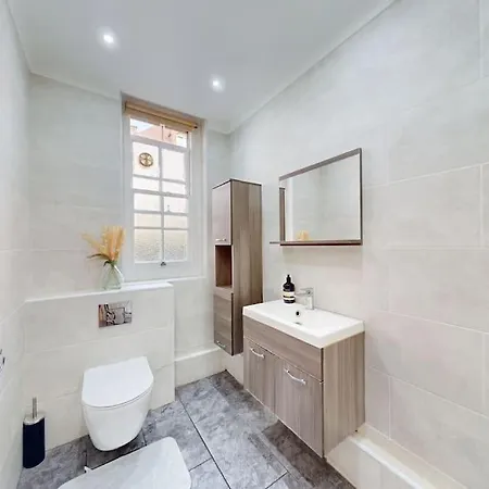 Beautiful 3 Bed Ground Floor - St John's Wood *