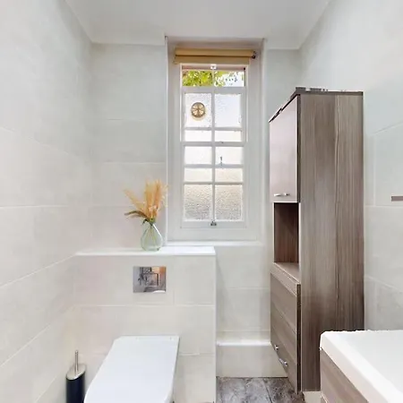 Beautiful 3 Bed Ground Floor - St John's Wood London