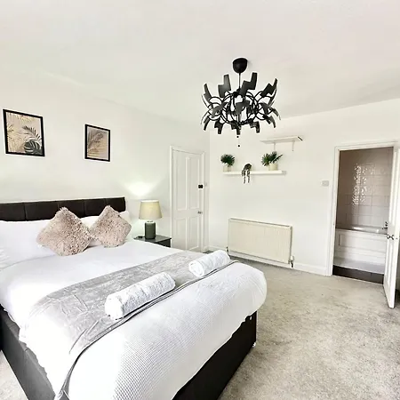 Central Two Bedroom